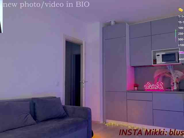 BlushMikki webcam