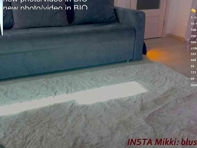 BlushMikki webcam