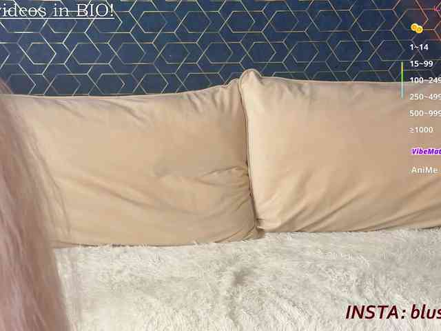 BlushMikki webcam
