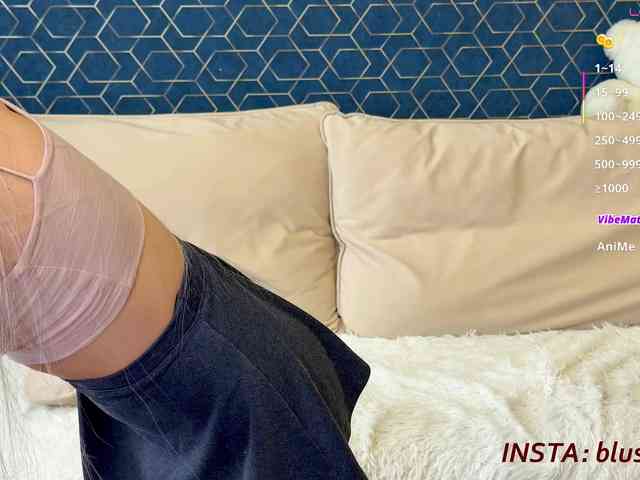 BlushMikki webcam
