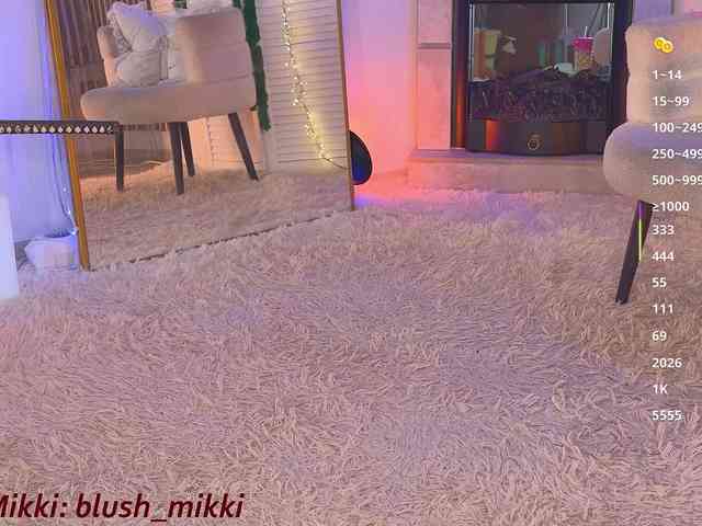 BlushMikki webcam