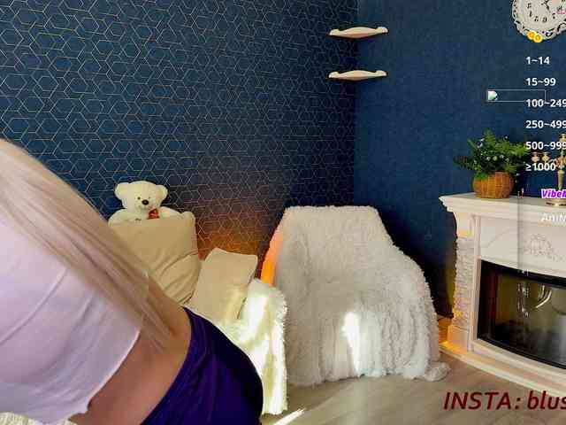 BlushMikki Sex Cam Show