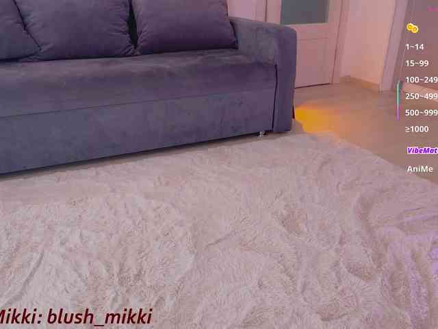 BlushMikki webcam