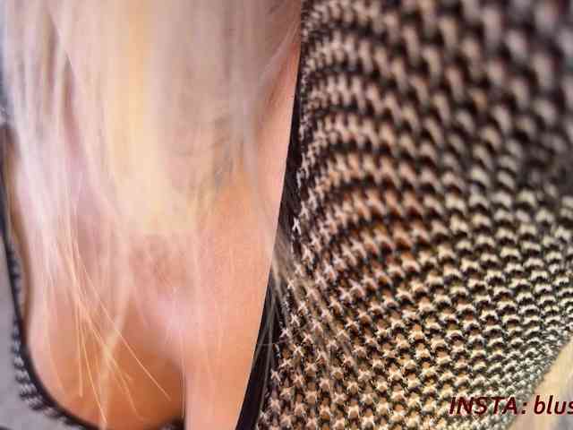BlushMikki webcam