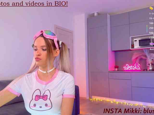 BlushMikki webcam