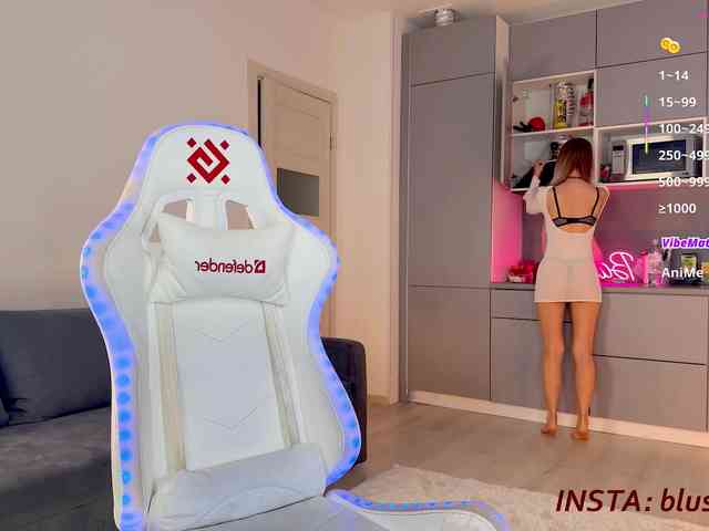 BlushMikki webcam