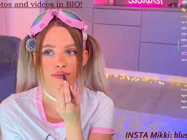 BlushMikki webcam