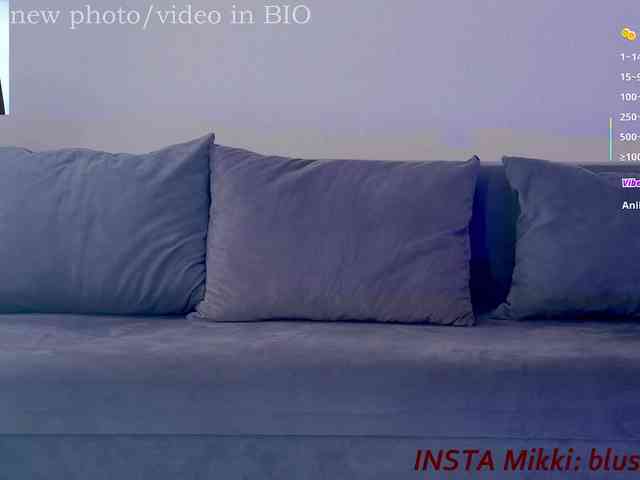 BlushMikki webcam