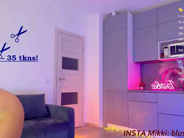 BlushMikki webcam