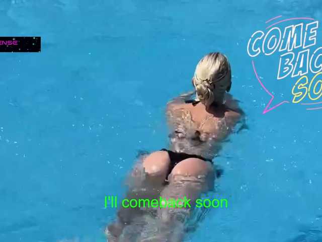 Avr0ria live cam on BongaCams