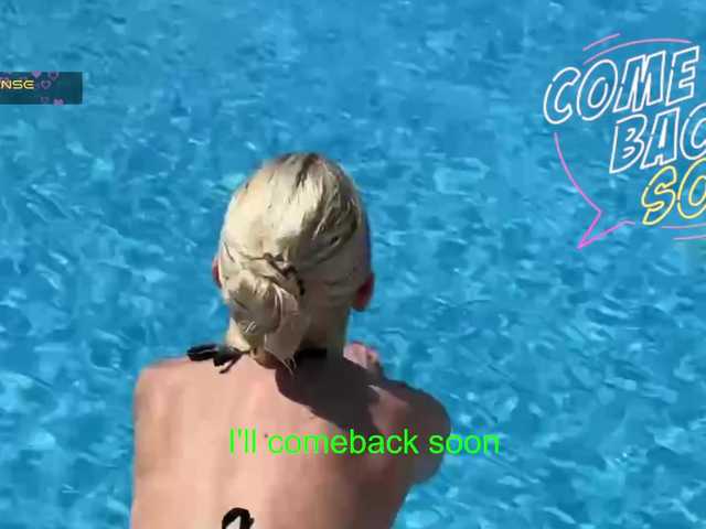 Avr0ria's BongaCams show and profile