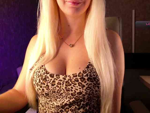 Avr0ria webcam
