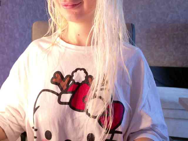 Avr0ria webcam