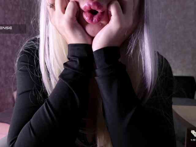 Model: Avr0ria