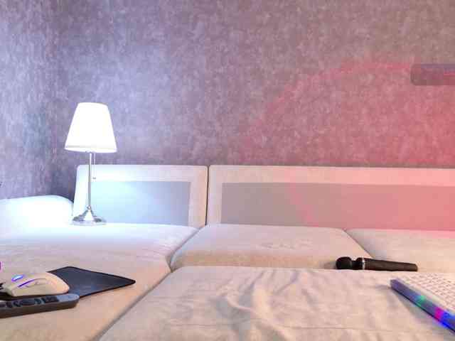 Avr0ria webcam