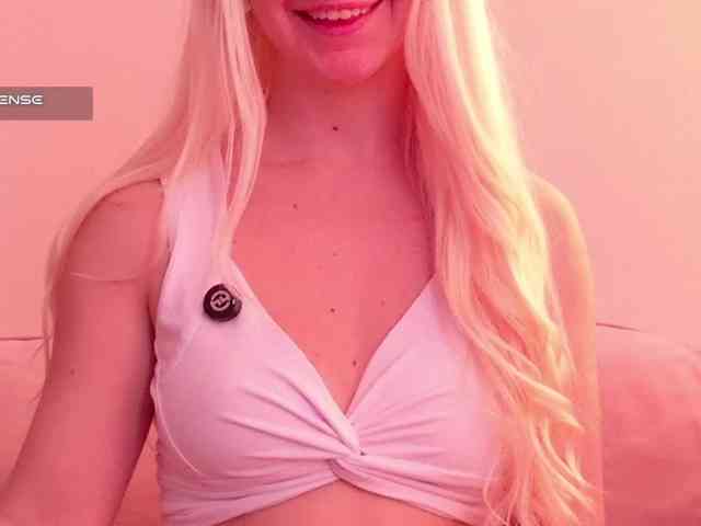Avr0ria webcam