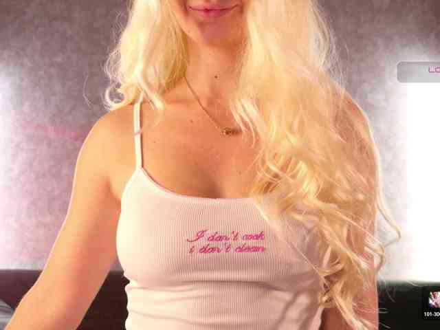 Avr0ria Live Webcam on BongaCams