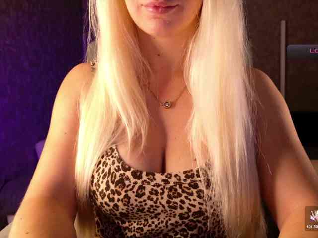 Avr0ria webcam