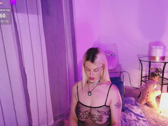 GIRLSEXYYY