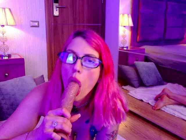 GIRLSEXYYY