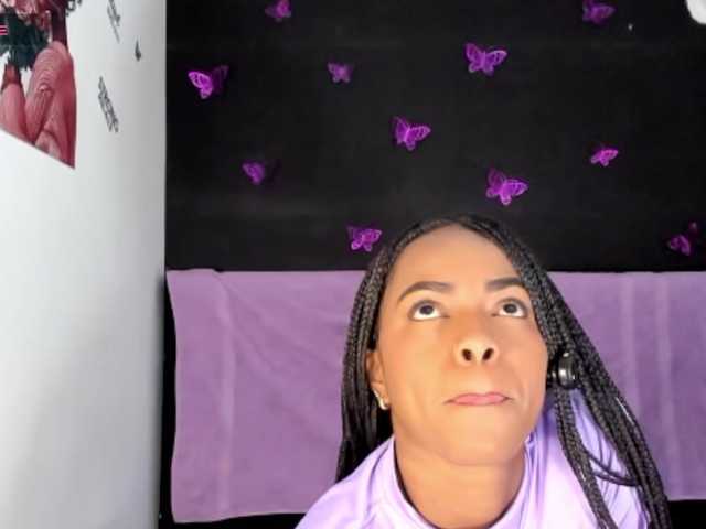 Eleonnor live webcam show