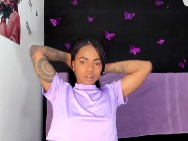 Eleonnor live webcam show