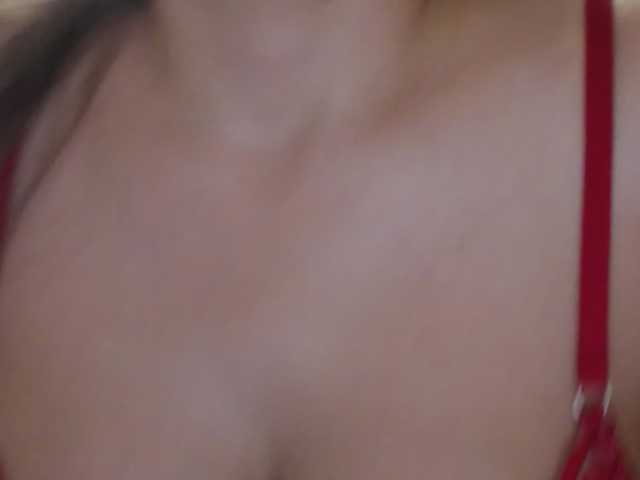 Amaretty live cam on BongaCams