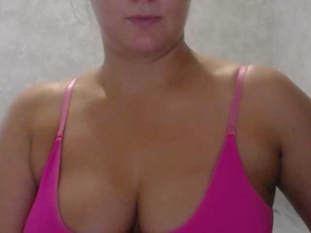 Amaretty live cam on BongaCams