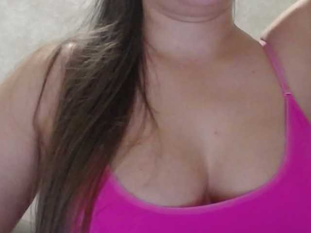 Amaretty live cam on BongaCams