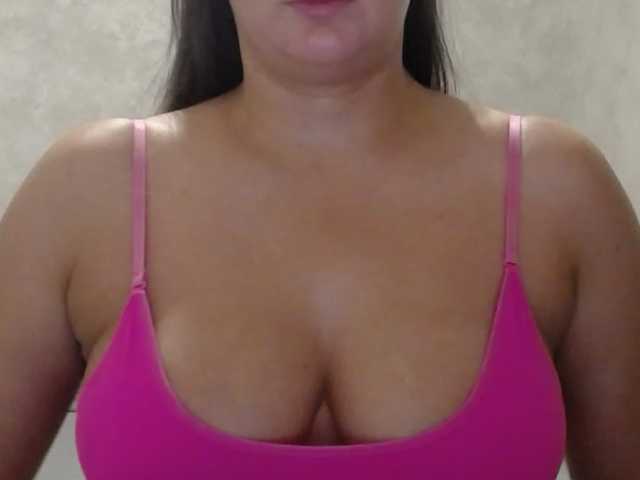 Amaretty live cam on BongaCams