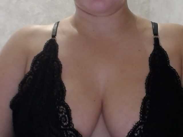 Amaretty live cam on BongaCams