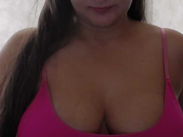 Amaretty live cam on BongaCams
