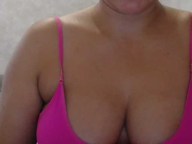 Amaretty live cam on BongaCams