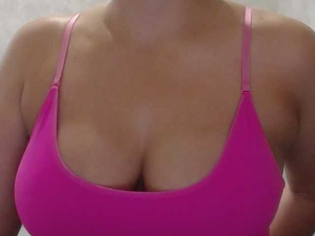 Amaretty live cam on BongaCams