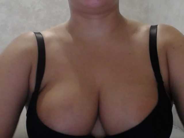 Amaretty live webcam show