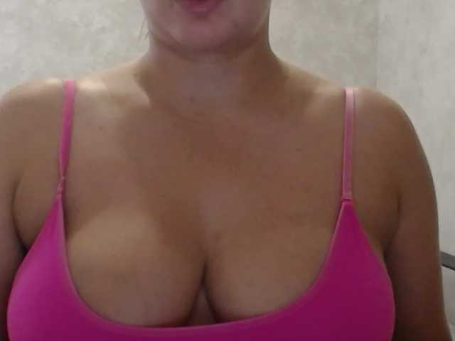 Amaretty live cam on BongaCams