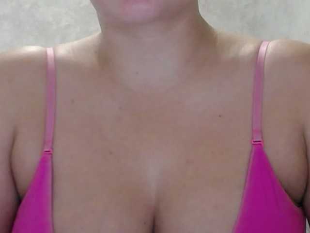 Amaretty live cam on BongaCams