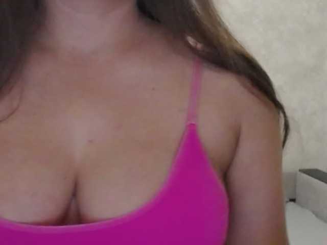 Amaretty live cam on BongaCams
