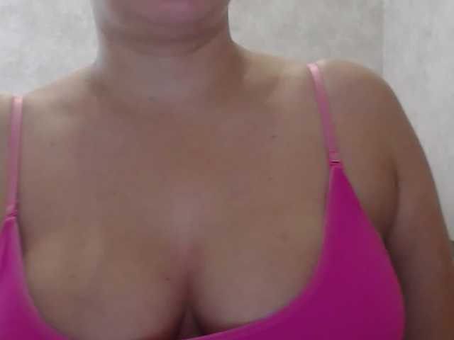 Amaretty live cam on BongaCams