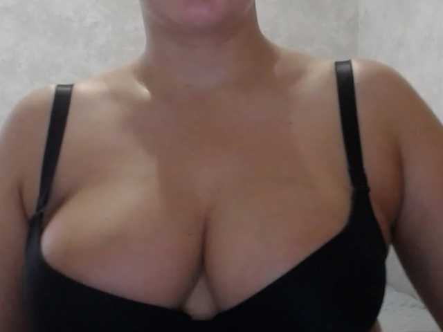 Amaretty live cam on BongaCams