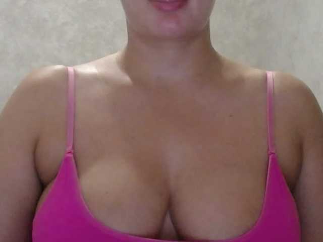 Amaretty live cam on BongaCams