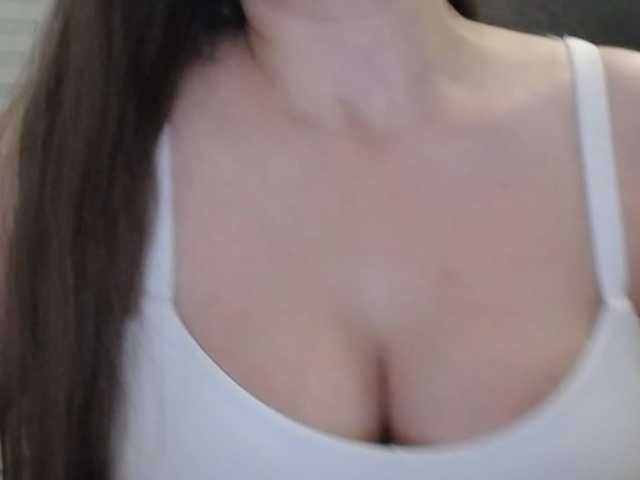 Amaretty live cam on BongaCams