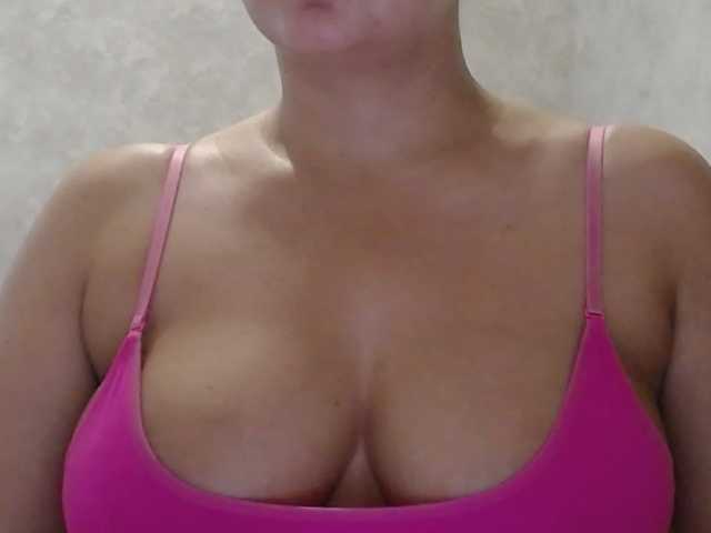 Amaretty live cam on BongaCams