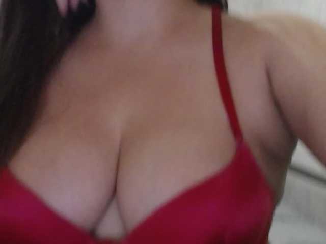 Amaretty live cam on BongaCams