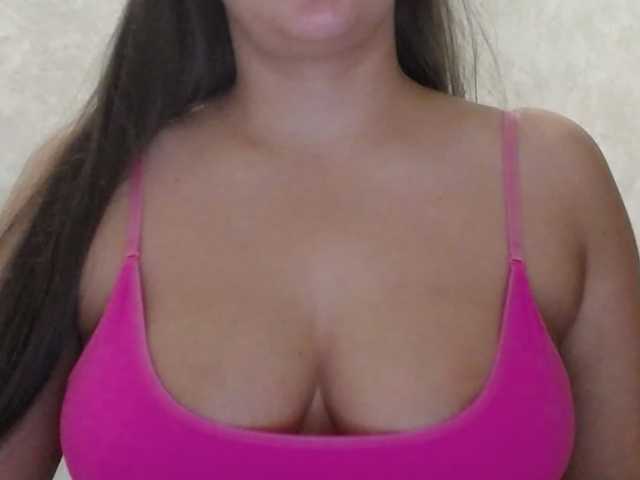 Amaretty live cam on BongaCams