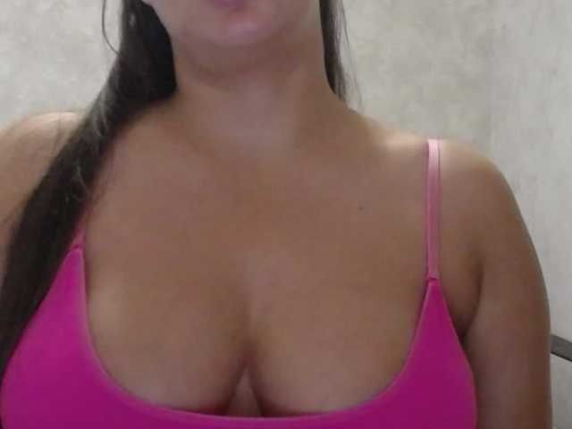 Amaretty live webcam show