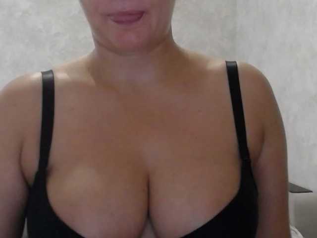 Amaretty live cam on BongaCams