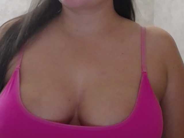 Amaretty live cam on BongaCams