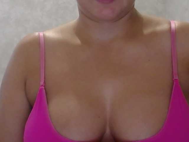 Amaretty live cam on BongaCams