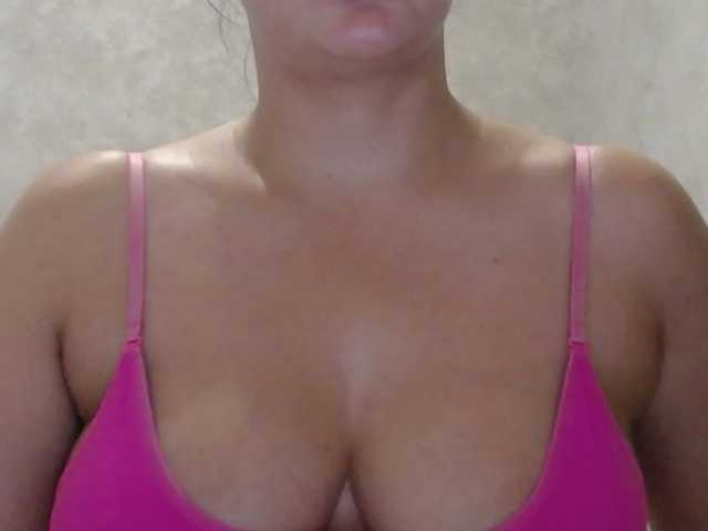Amaretty live cam on BongaCams